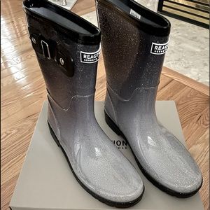 Kenneth Cole women’s rain boots
